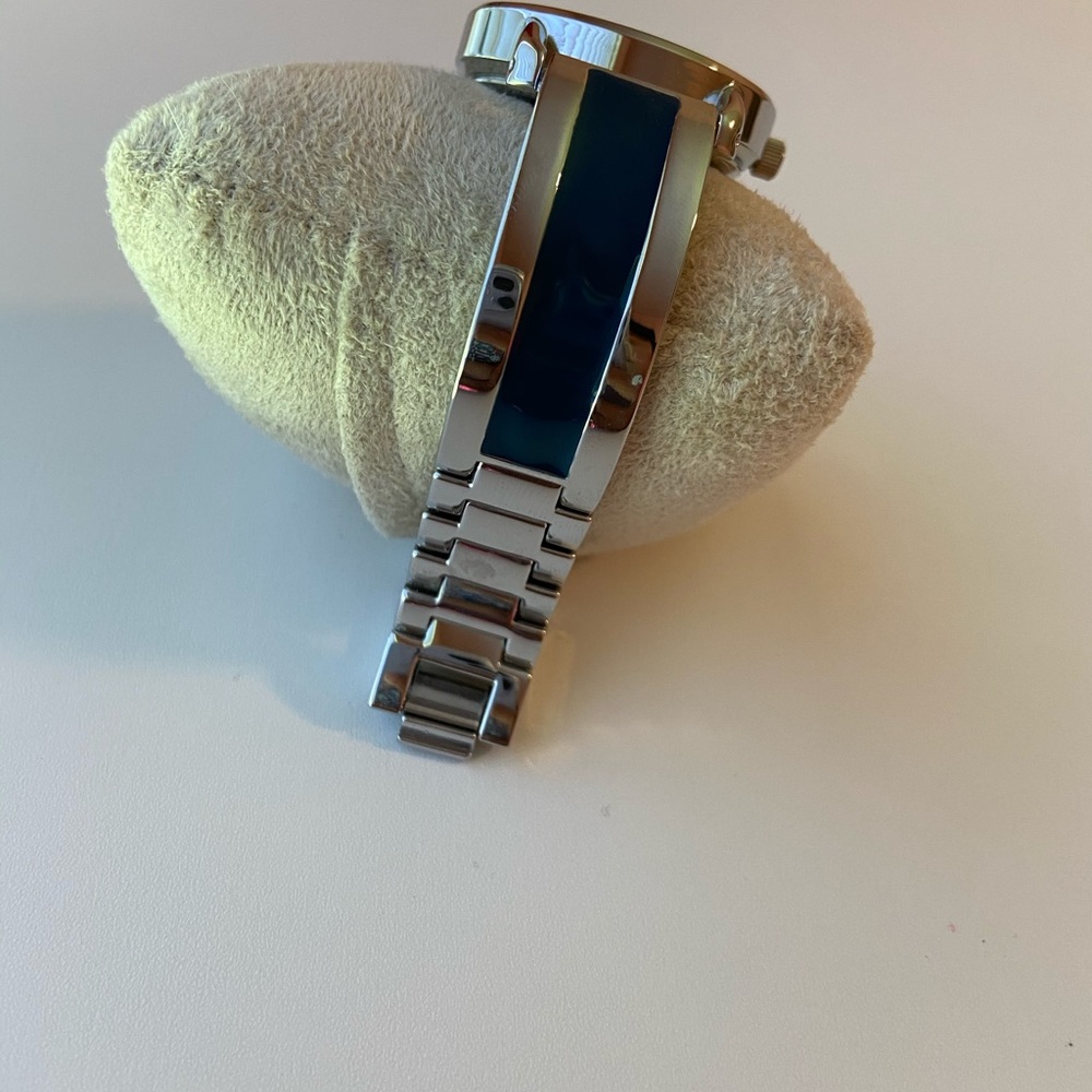 Watch - Picture 7 of 7